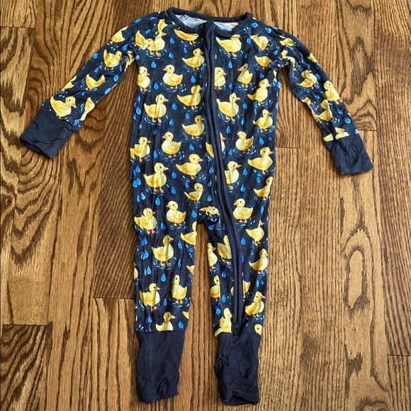 Little One Shop Other - Blue and Yellow ducky/rain drop print Little One Shop bamboo zip up footie, 6-12